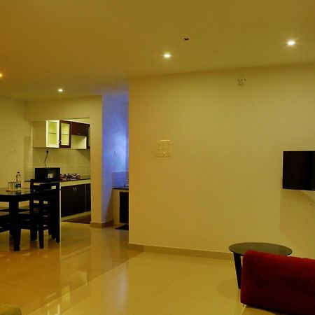 Sara Hotels And Apartments Nedumbassery Ruang foto